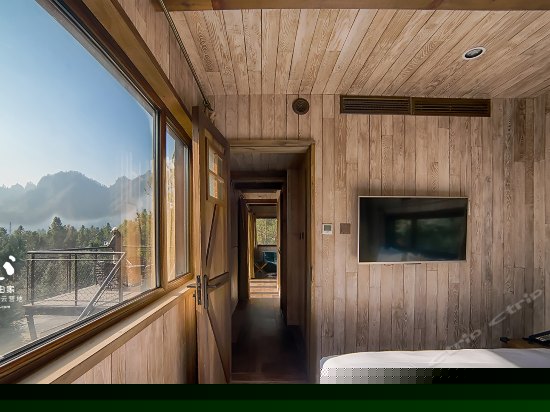 树屋世界守望者