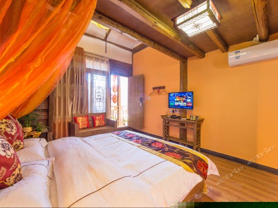 一楼温馨大床房