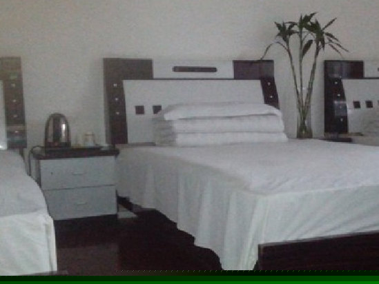 三人间（无窗）