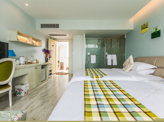 柠檬树休闲温馨亲子房