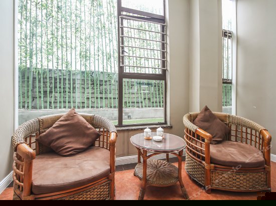 花园阳光双床间