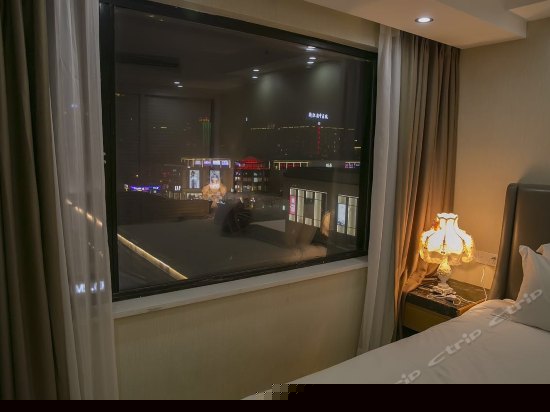 西子景象大床房