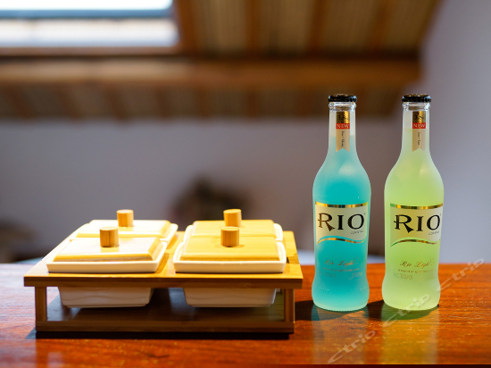 静乾（圆床星光房）