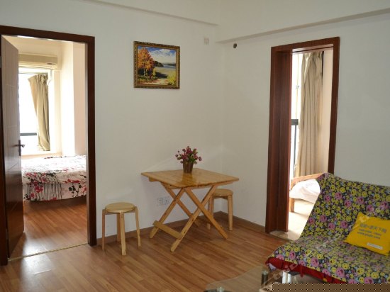 家庭两居套房(内宾)