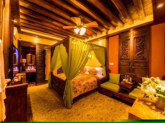 四号店蜜月大床房