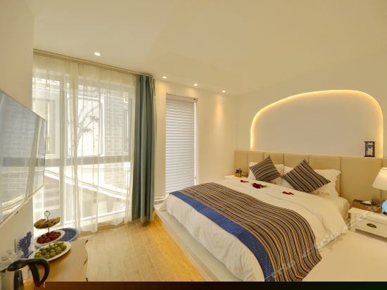 二楼榻榻米大床房