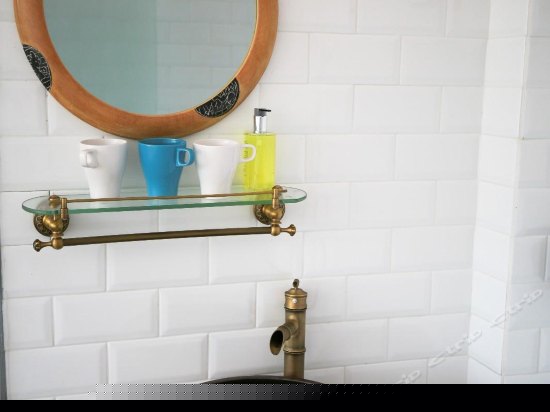 蓝色春天豪华大床房