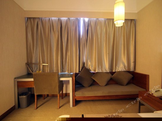 豪华商务大床间