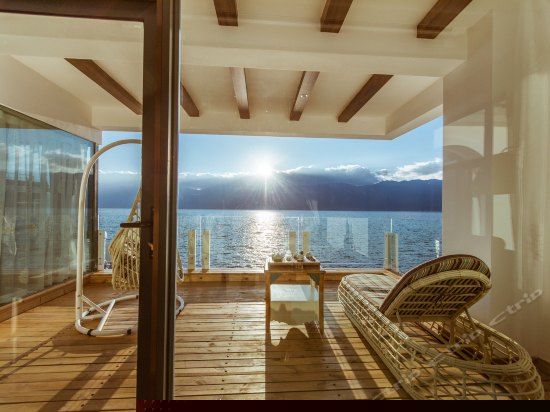 泰式180°阔海景大床房