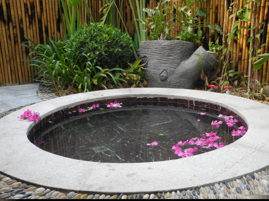 情侣汤屋(带泡池)