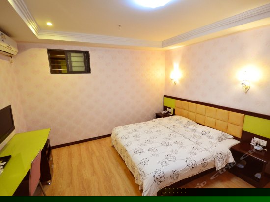 商务大床房(无窗)