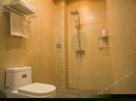 天雨流芳家庭套房