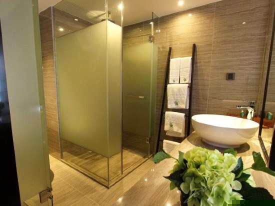 巴厘浪漫大床房