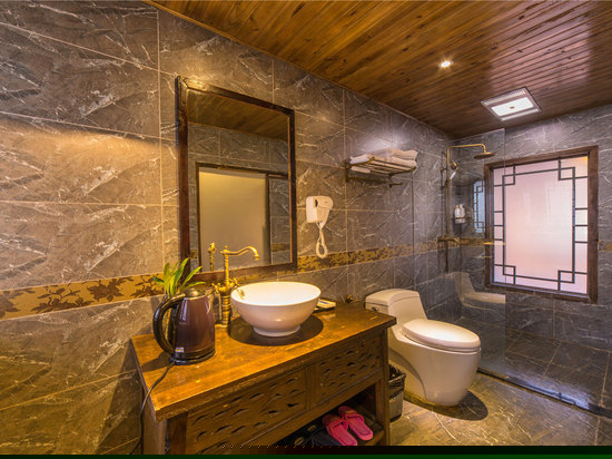 阳光观景大床房