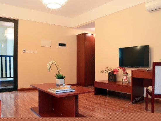 豪华山景双卧三床套房