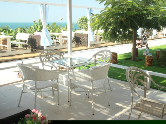 雅致微海景标准间