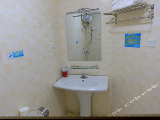 海景蜜月圆床房