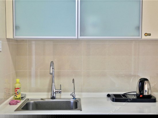 阳光两室大套房