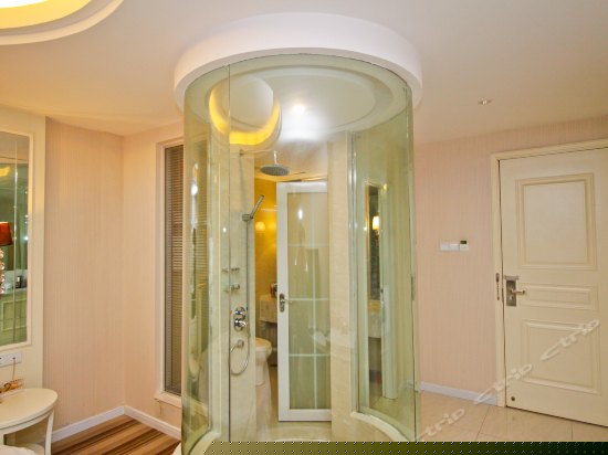 浪漫满屋圆床房