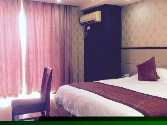 商务标准大床房