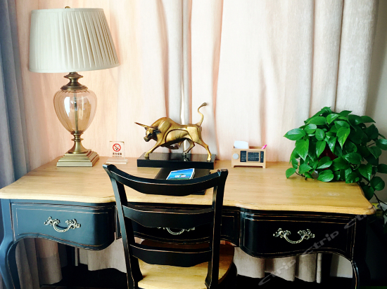 月—海景大床房