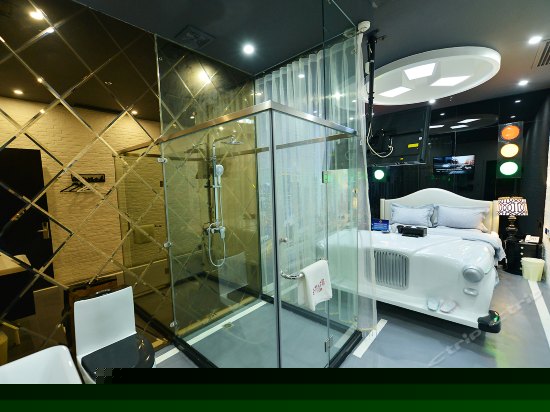 爱的旅途（无窗）