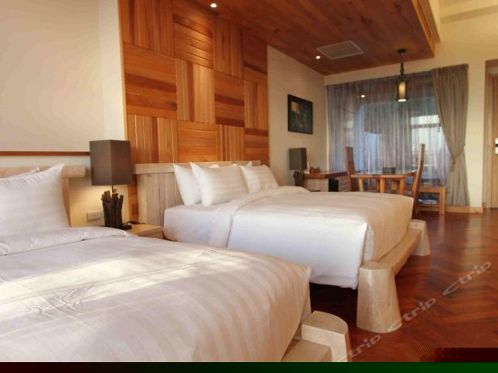 星光豪华四人房