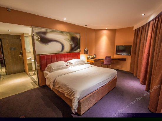 时尚雅致大床房