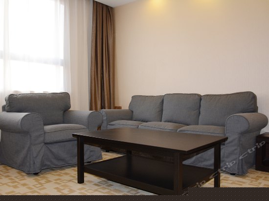 豪华大床房套房