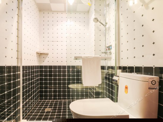 港式豪华大床房