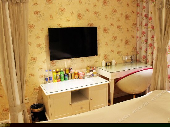 迷你摩登主题房