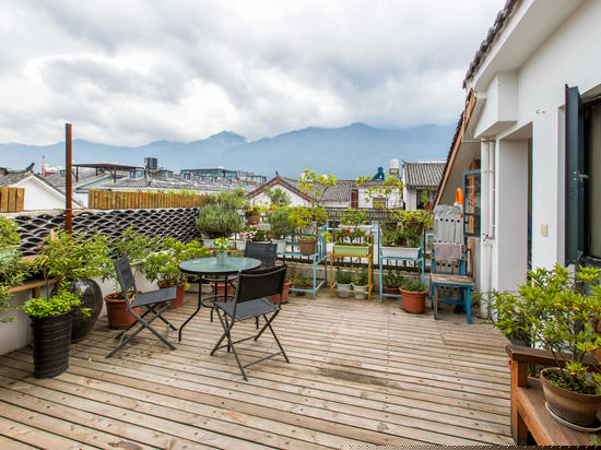 山景大床房（带花园）