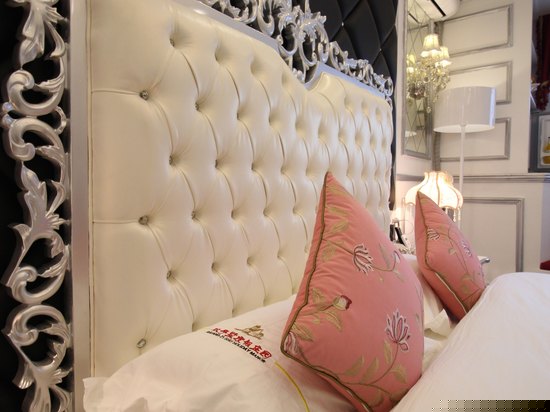 豪华宫廷大床房