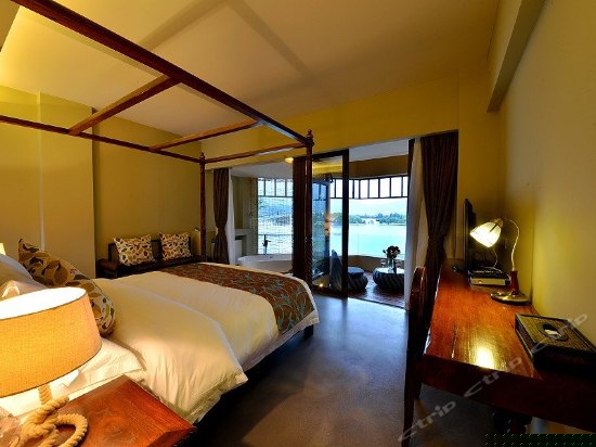 玉龙雪山豪华房