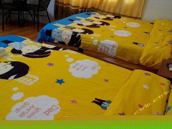 大床双人房（四人房）