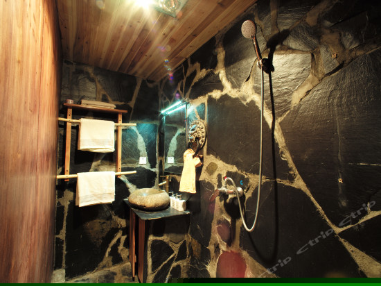 蓝卡精品大床房