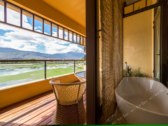 玉龙雪山豪华房