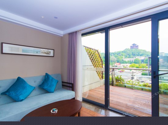 雅致景观大床房