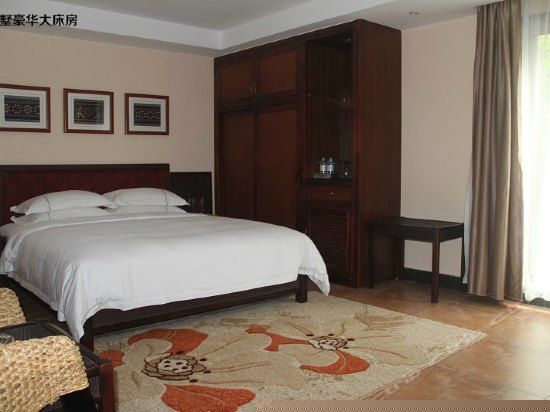 豪华大床房