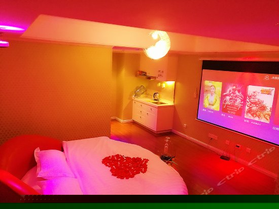 豪华海景恒温水床房