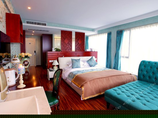 玫瑰绽放双海景豪华房