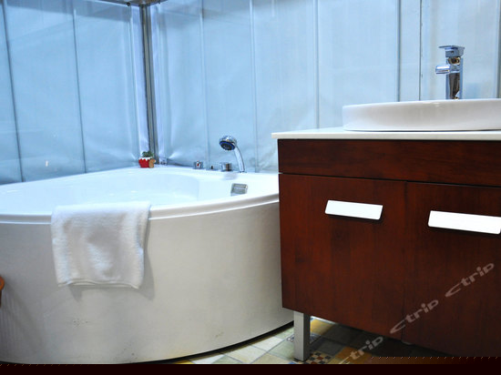 家庭房之彼岸花