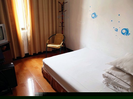 经济大床房