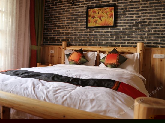 b栋, 金色仰望大床房b