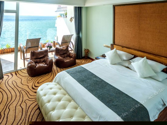 白塘180°正面海景大床房