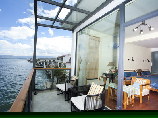 豪华海景家庭房303