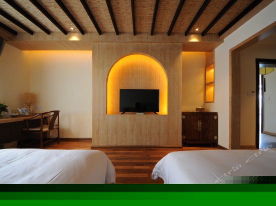 侧幽静海景双人间