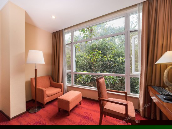 5号楼标准大床间