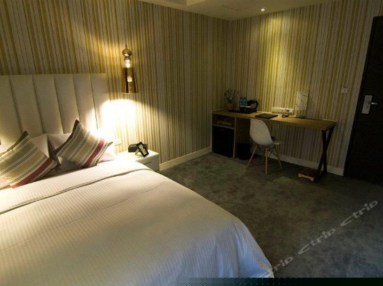 探索居汤屋双人房