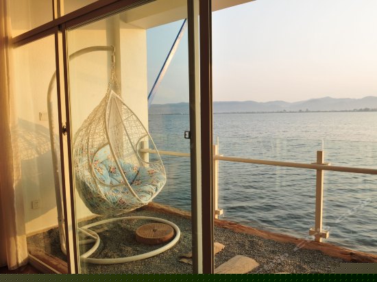 独立露台海景大床房